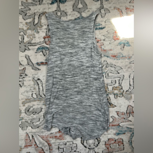 Urban Heritage Tank - Picture 5 of 6